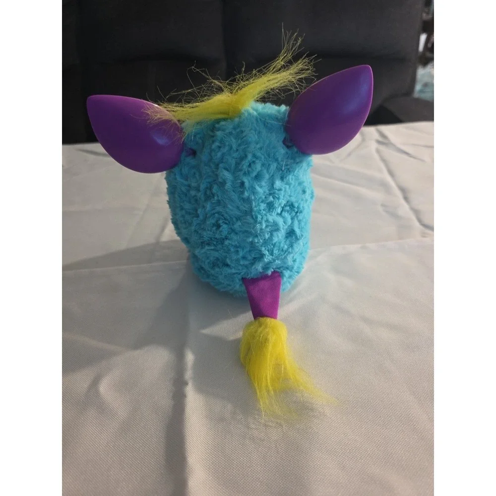 2012 Furby Lagoon Teal Purple - 2nd Gen - Mind Of Its Own‎